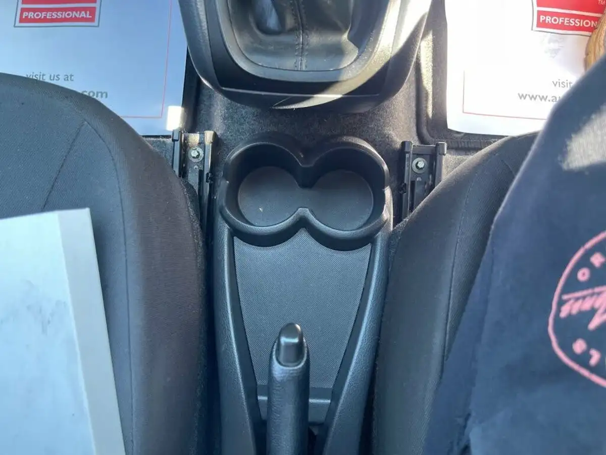 2015-suzuki-celerio-10-sz2-big-13