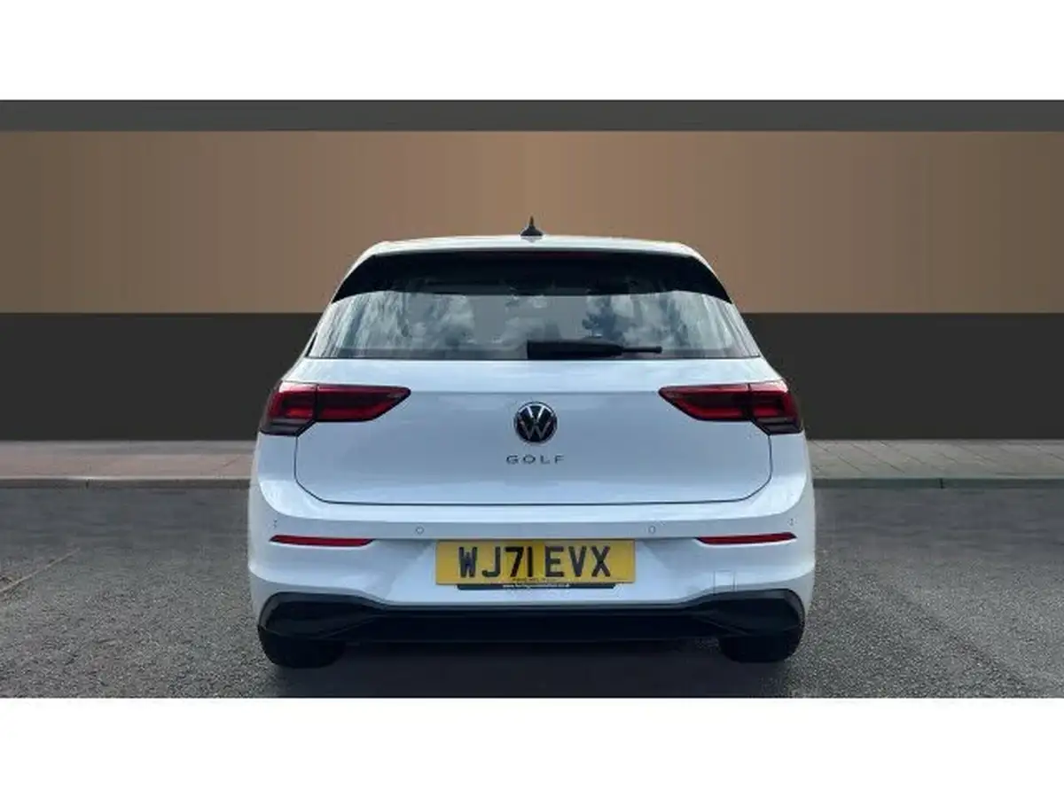 2021-volkswagen-golf-15-tsi-life-150ps-hatchback-big-5