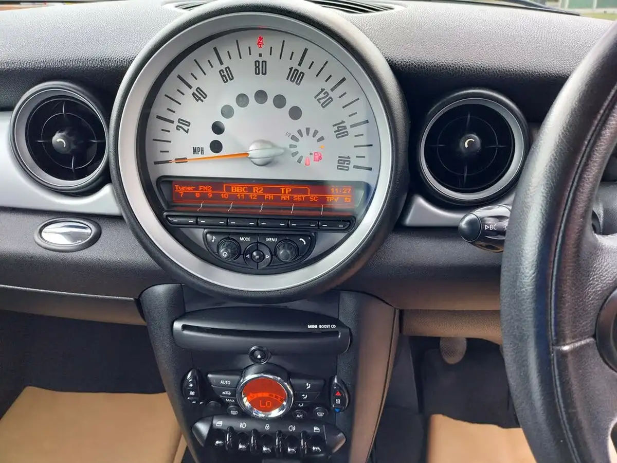 2013-mini-cooper-16td-one-d-90bhp-sport-chili-big-13