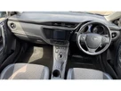 2015-toyota-auris-18-vvt-i-hsd-excel-hatchback-cvt-small-9