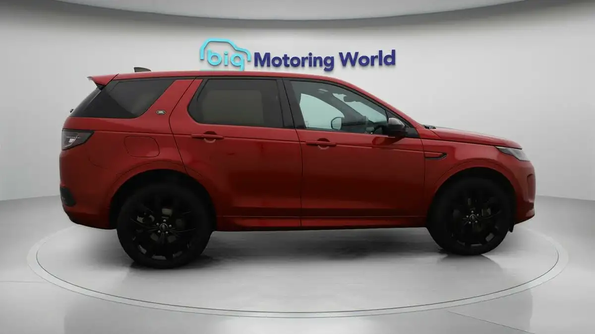 2022-land-rover-discovery-sport-20-d200-r-dynamic-se-big-8