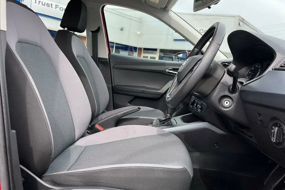 2021-seat-arona-10-tsi-se-technology-110ps-dsg-big-16