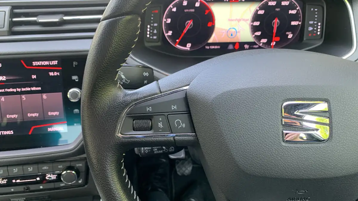 2020-seat-arona-10-tsi-xcellence-lux-115ps-big-22