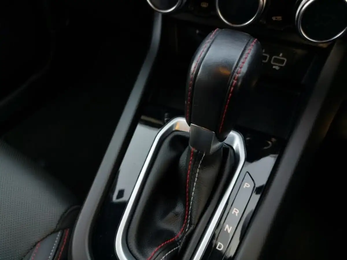 2022-renault-arkana-13-tce-rs-line-big-11