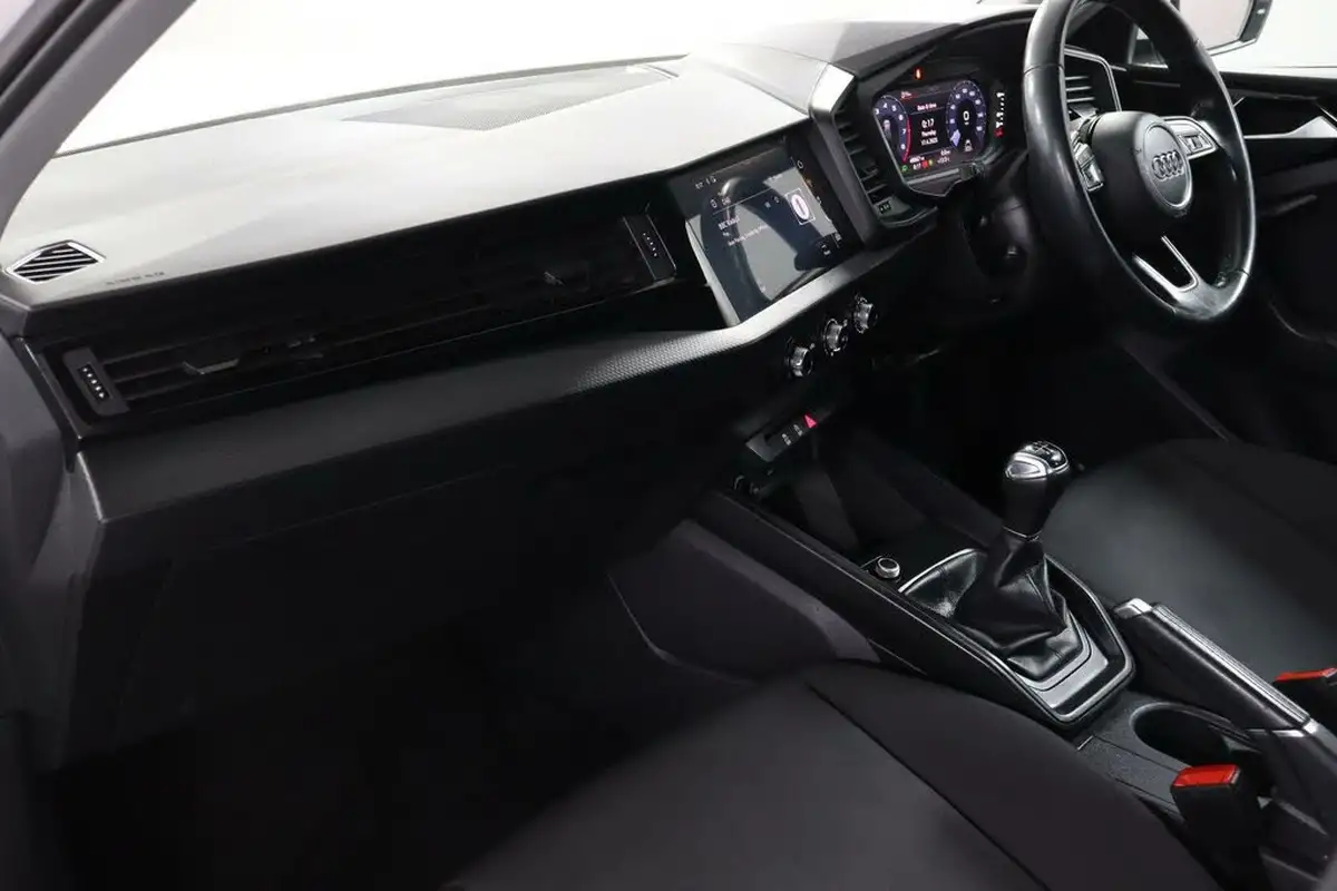 2020-audi-a1-10-25-tfsi-technik-big-29
