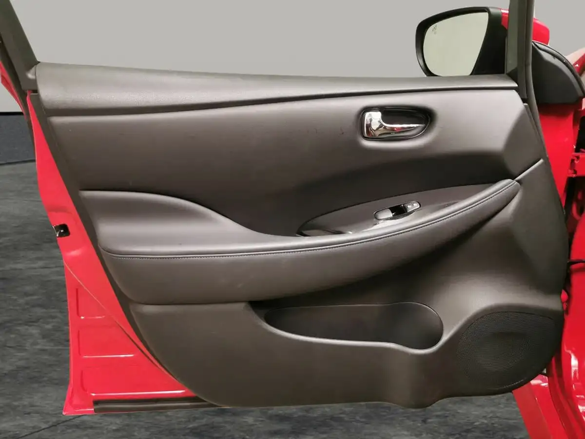 2020-nissan-leaf-e-n-connecta-big-24
