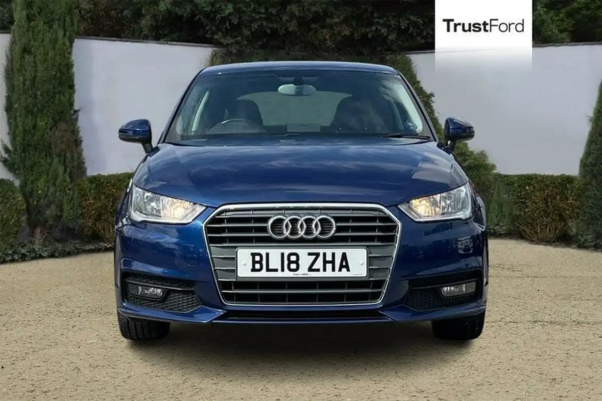 2018-audi-a1-14-tfsi-sport-nav-hatchback-3d-big-5