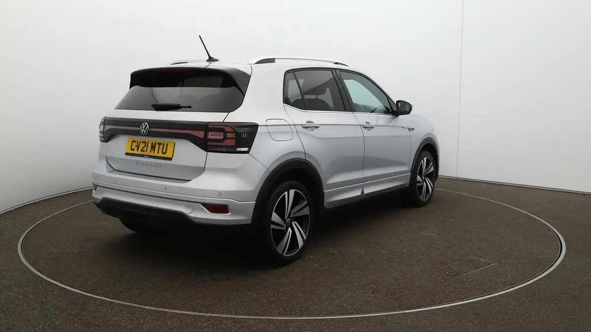 2021-volkswagen-t-cross-15-tsi-r-line-big-47
