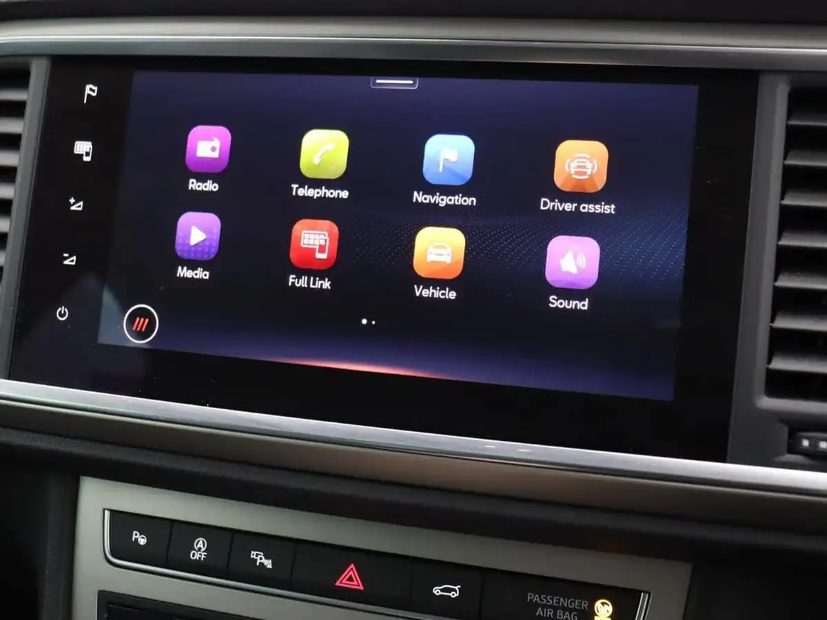 2022-seat-ateca-15-ecotsi-xperience-lux-dsg-big-17