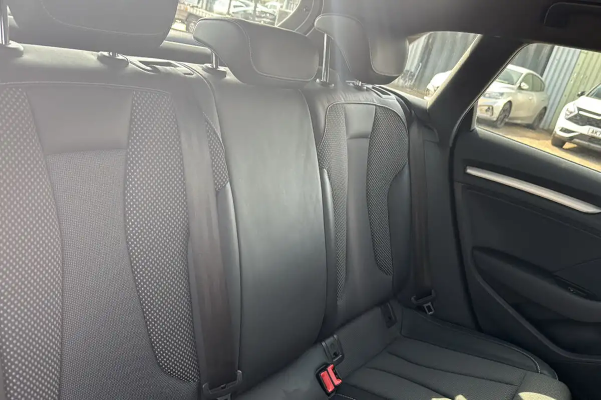 2015-audi-a3-20-tdi-s-line-150ps-sportback-5d-tronic-big-10
