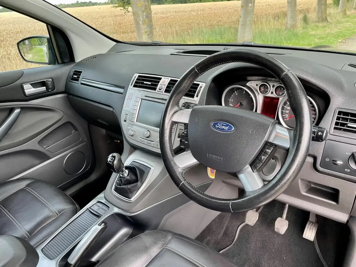 2009-ford-kuga-20td-titanium-4x4-big-21