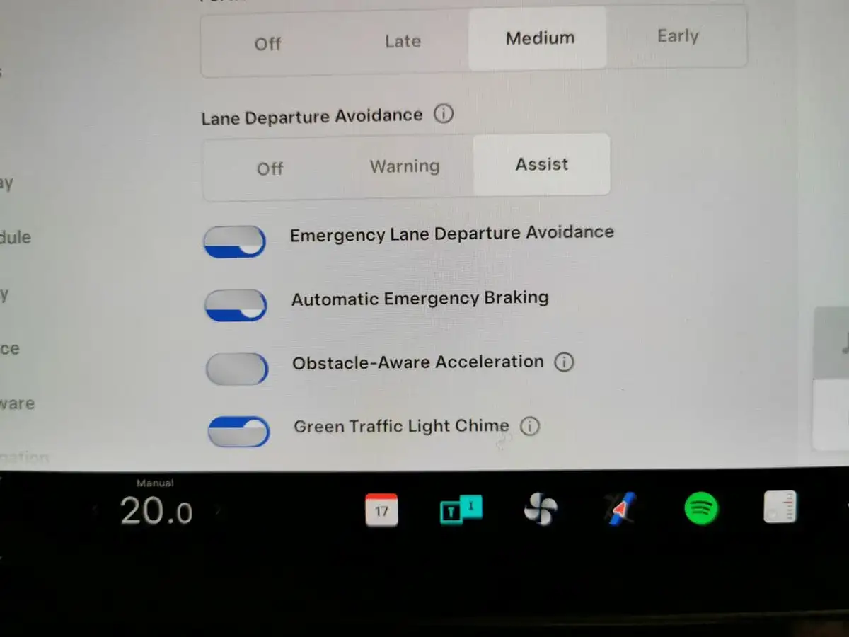 2021-tesla-model-3-e-standard-plus-big-21