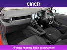 2022-renault-clio-10-tce-iconic-edition-small-9