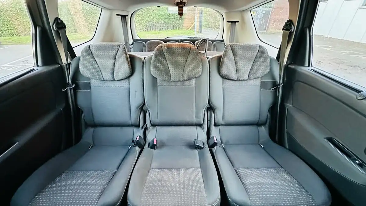 2010-renault-grand-scenic-16-dynamique-tom-tom-vvt-big-60