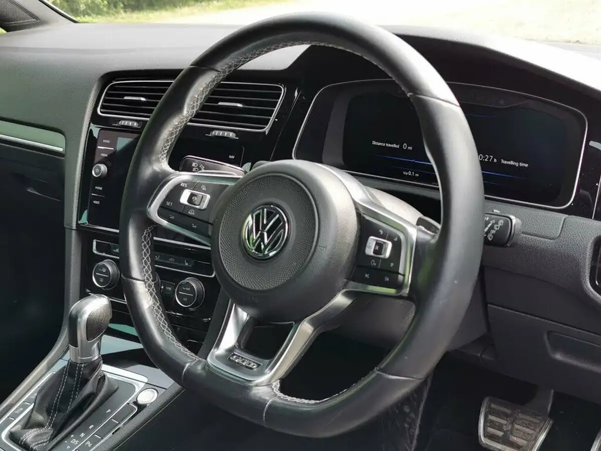 2018-volkswagen-golf-20tdi-gtd-hatchback-5d-dsg-big-9