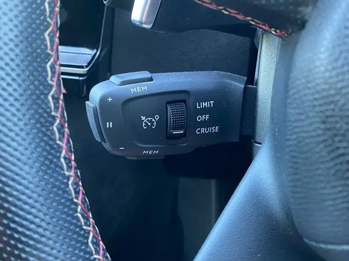 2021-ds-ds-7-crossback-16-puretech-performance-line-225ps-big-20