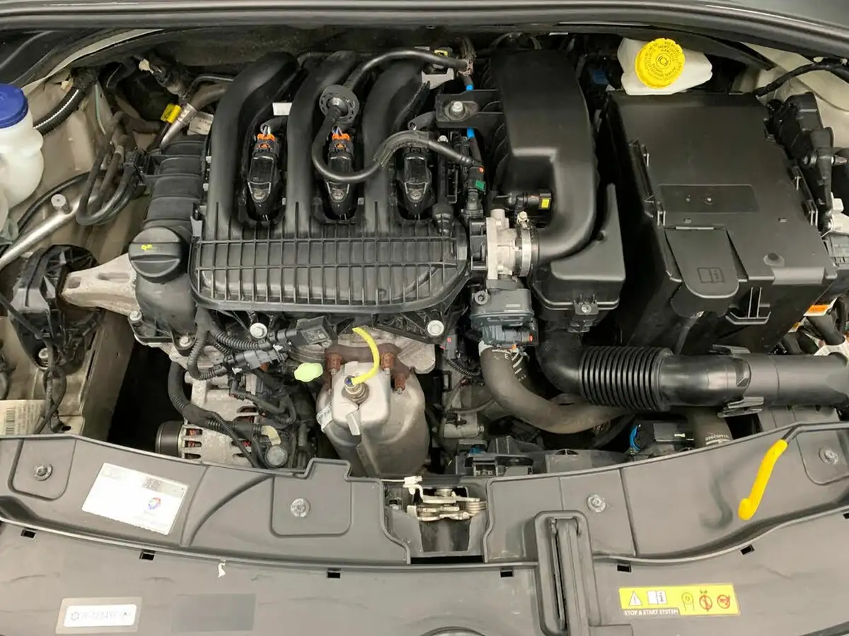 2022-citroen-c3-12-puretech-c-series-big-26