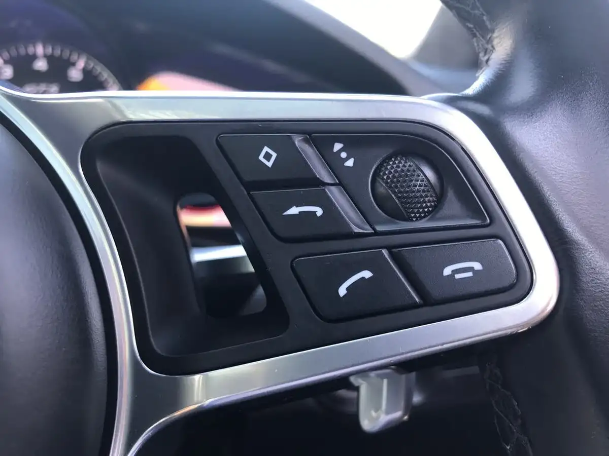 2021-porsche-cayenne-40-v8-gts-coupe-big-28