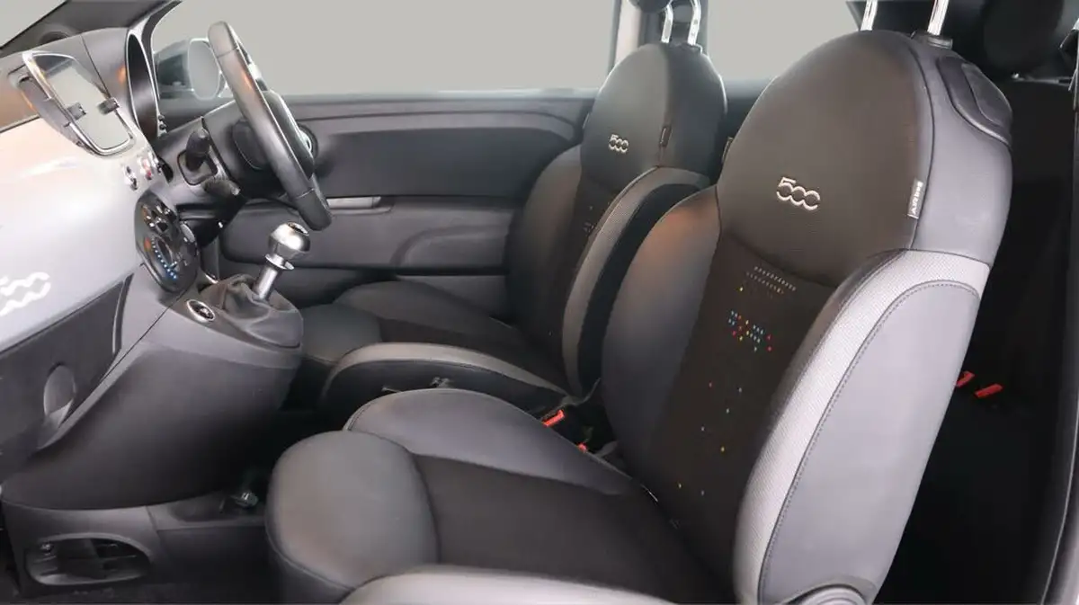 2021-fiat-500c-10-hey-google-big-12