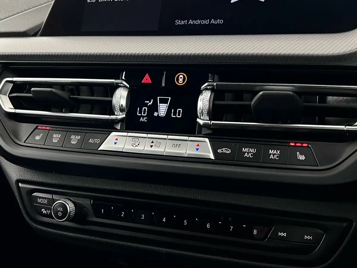 2023-bmw-1-series-15-118i-m-sport-lcp-dct-big-28