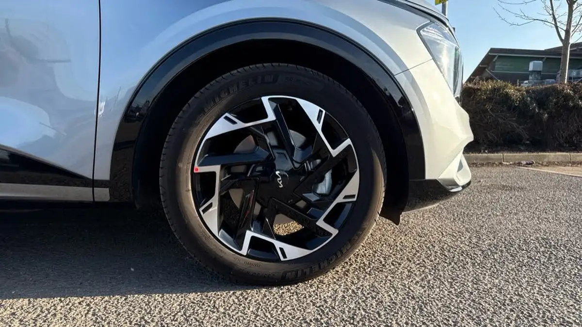 2025-kia-sportage-16-t-gdi-gt-line-157bhp-48v-dct-big-4