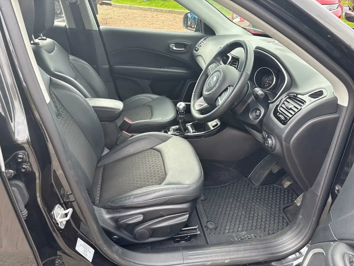 2021-jeep-compass-14-multiair-ii-night-eagle-big-20