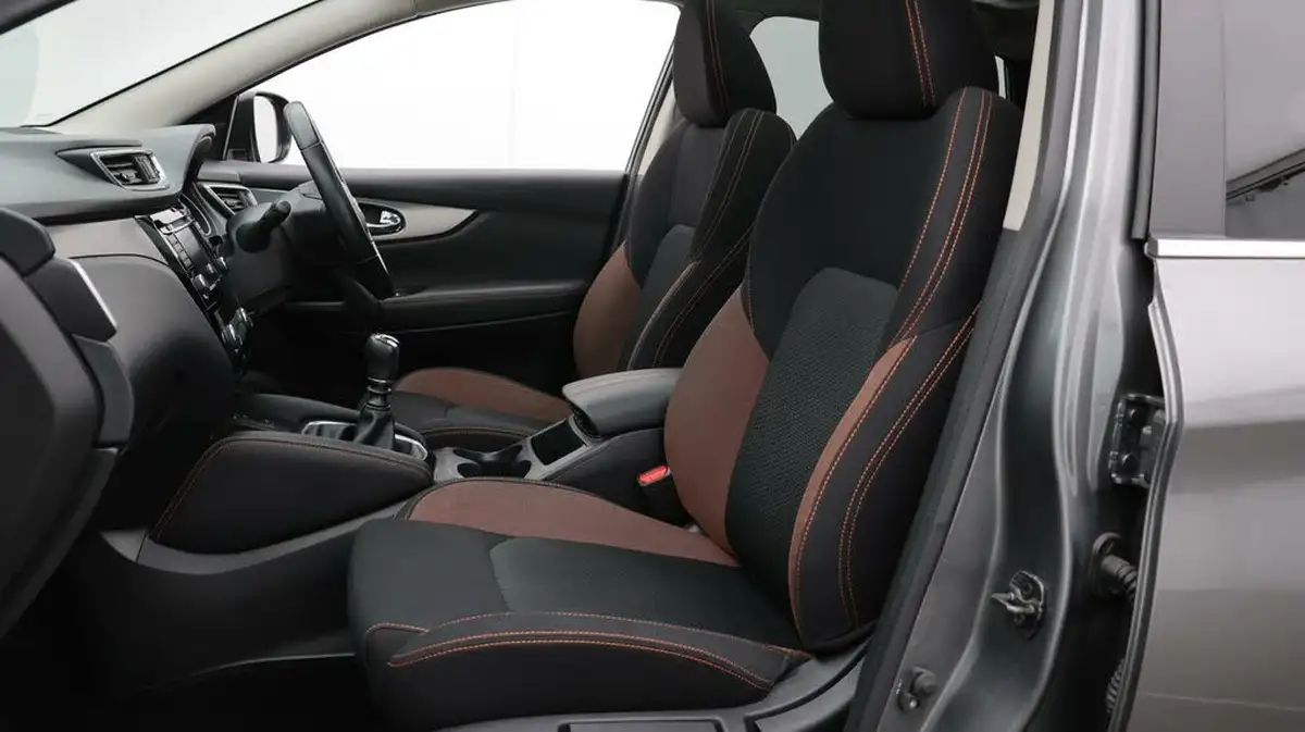 2019-nissan-qashqai-13-dig-t-n-motion-140ps-big-14