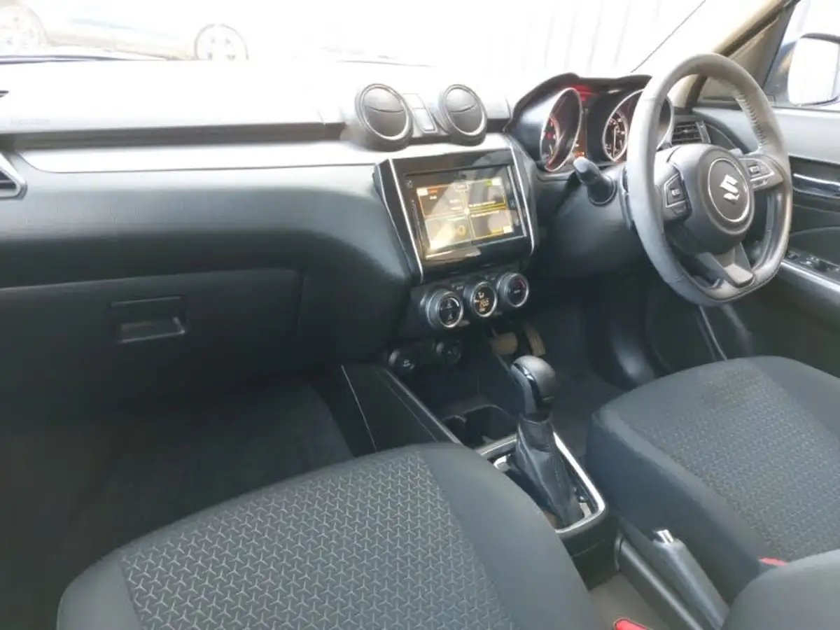 2024-suzuki-swift-12-dualjet-sz5-big-17
