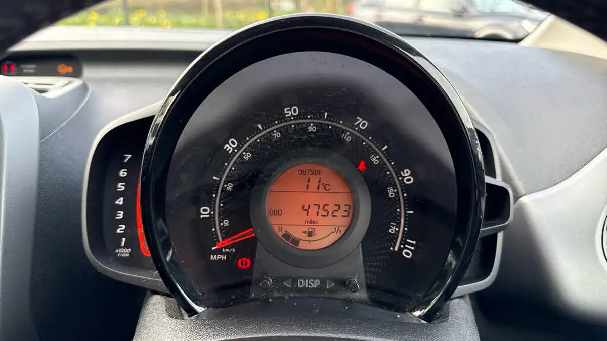 2018-toyota-aygo-10-vvt-i-x-plore-big-12