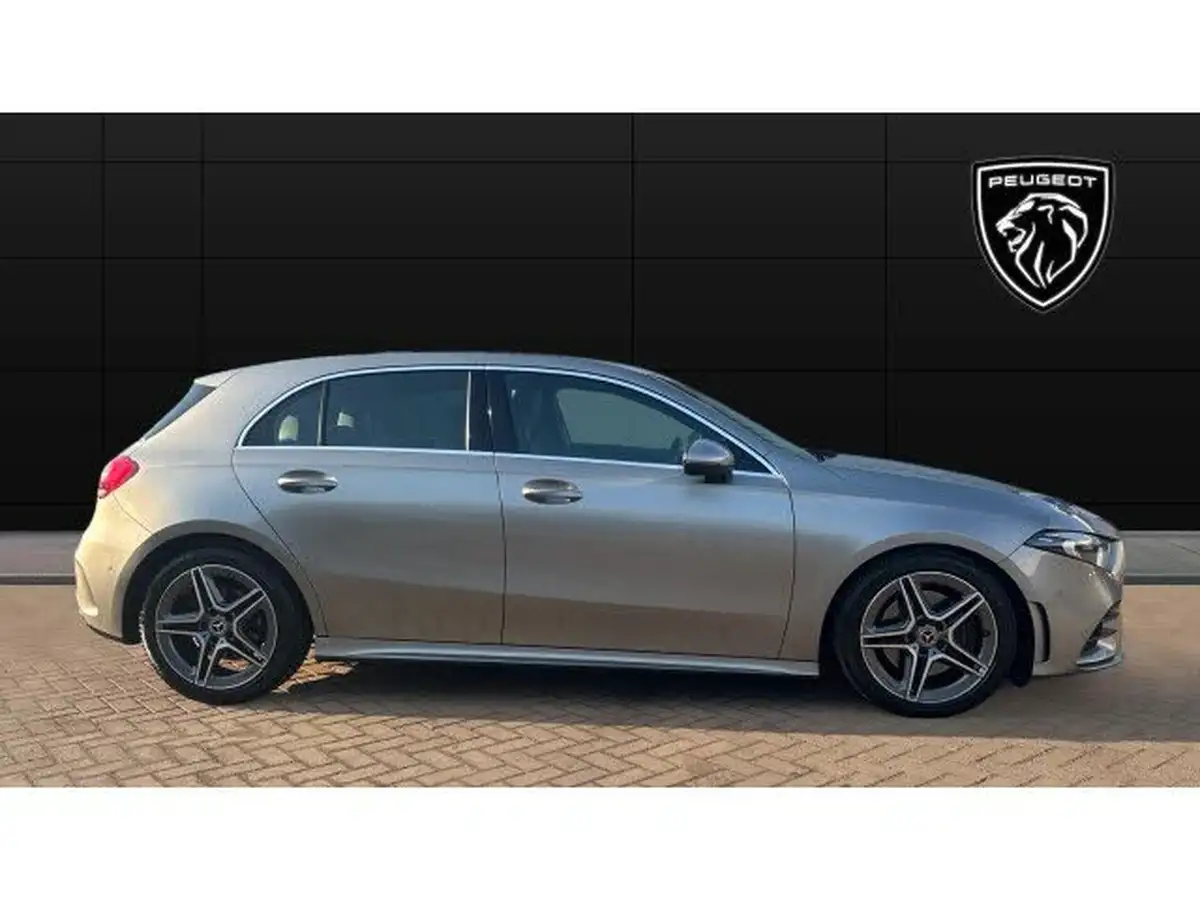 2019-mercedes-benz-a-class-20-a220-amg-line-executive-hatchback-5d-big-4