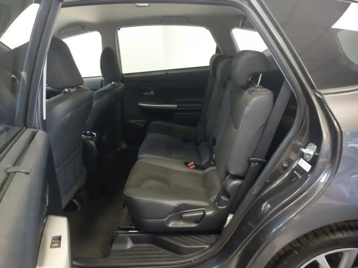 2019-toyota-prius-18-vvt-i-excel-big-5
