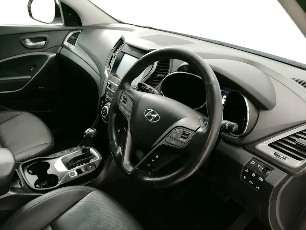 2016-hyundai-santa-fe-22-crdi-premium-se-22-crdi-200ps-blue-drive-isg-auto-big-10
