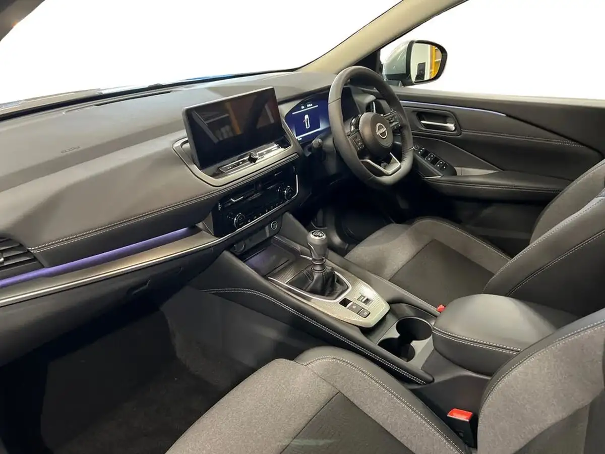 2024-nissan-qashqai-13-dig-t-n-connecta-140ps-mild-hybrid-big-10
