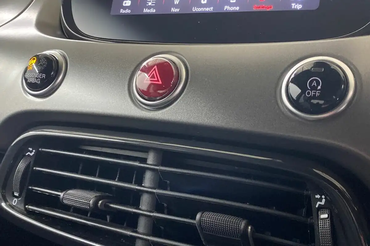 2021-fiat-500x-10-firefly-turbo-sport-big-25
