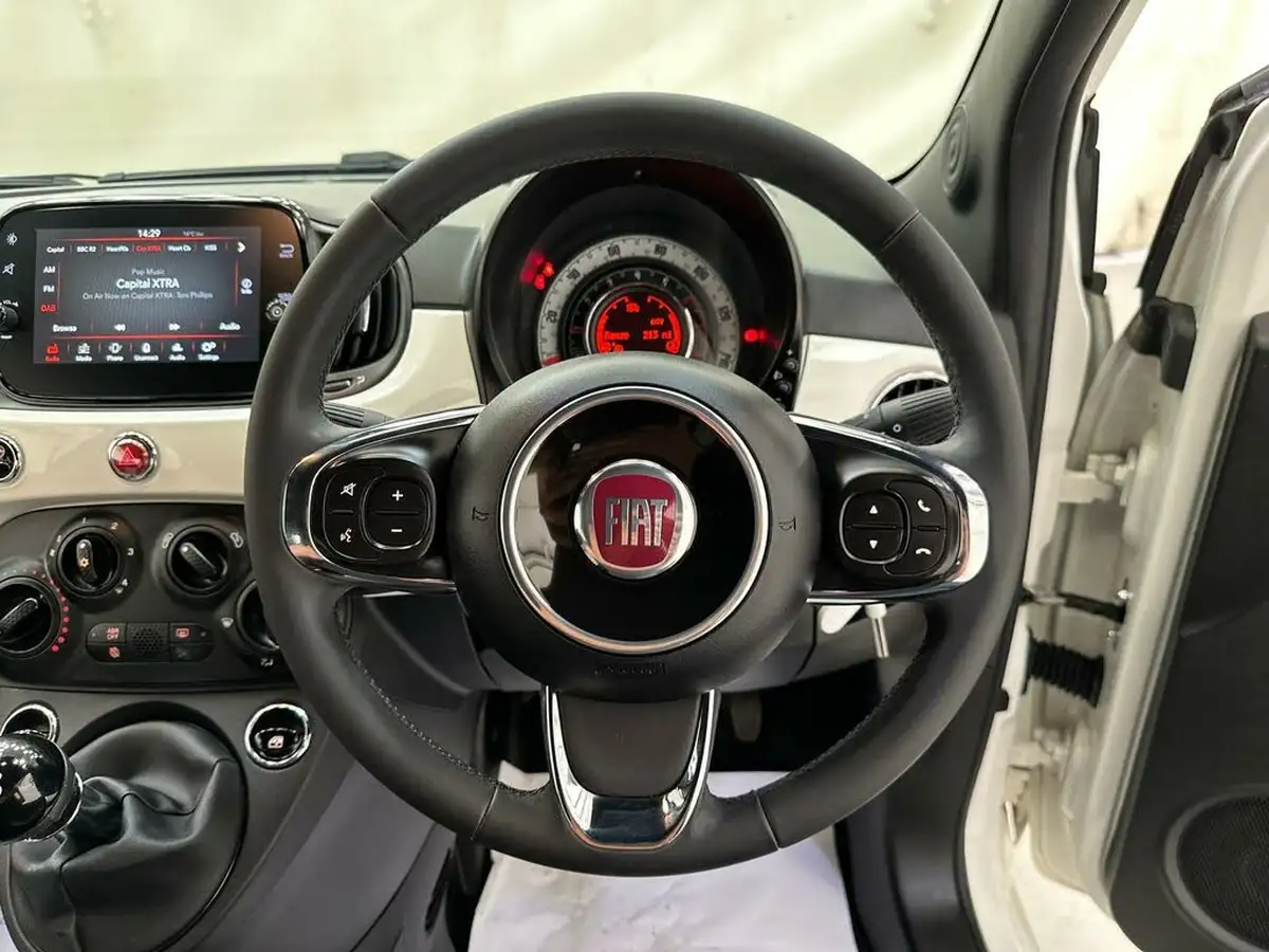 2020-fiat-500-12-lounge-big-10
