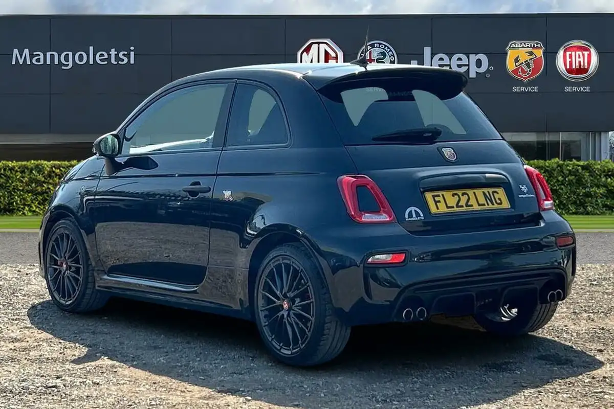 2022-abarth-595-14-tjet-competizione-big-2