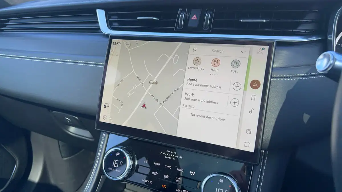 2022-jaguar-f-pace-20-p250-r-dynamic-black-big-20