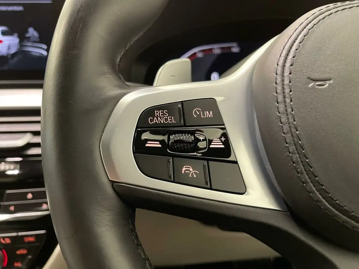 2019-bmw-5-series-big-24