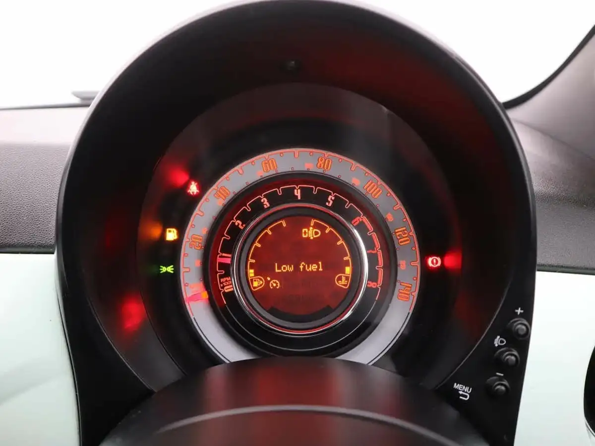 2020-fiat-500-12-lounge-big-10