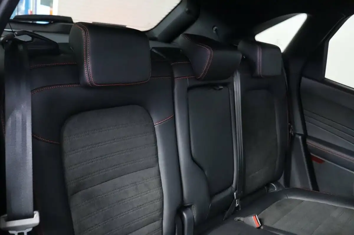 2022-ford-kuga-25t-st-line-x-edition-225ps-phev-big-40