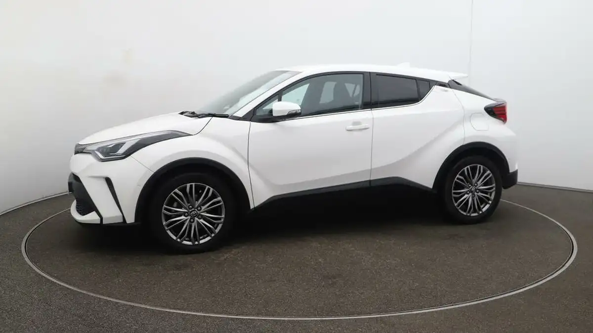 2022-toyota-c-hr-20-vvt-i-excel-big-58