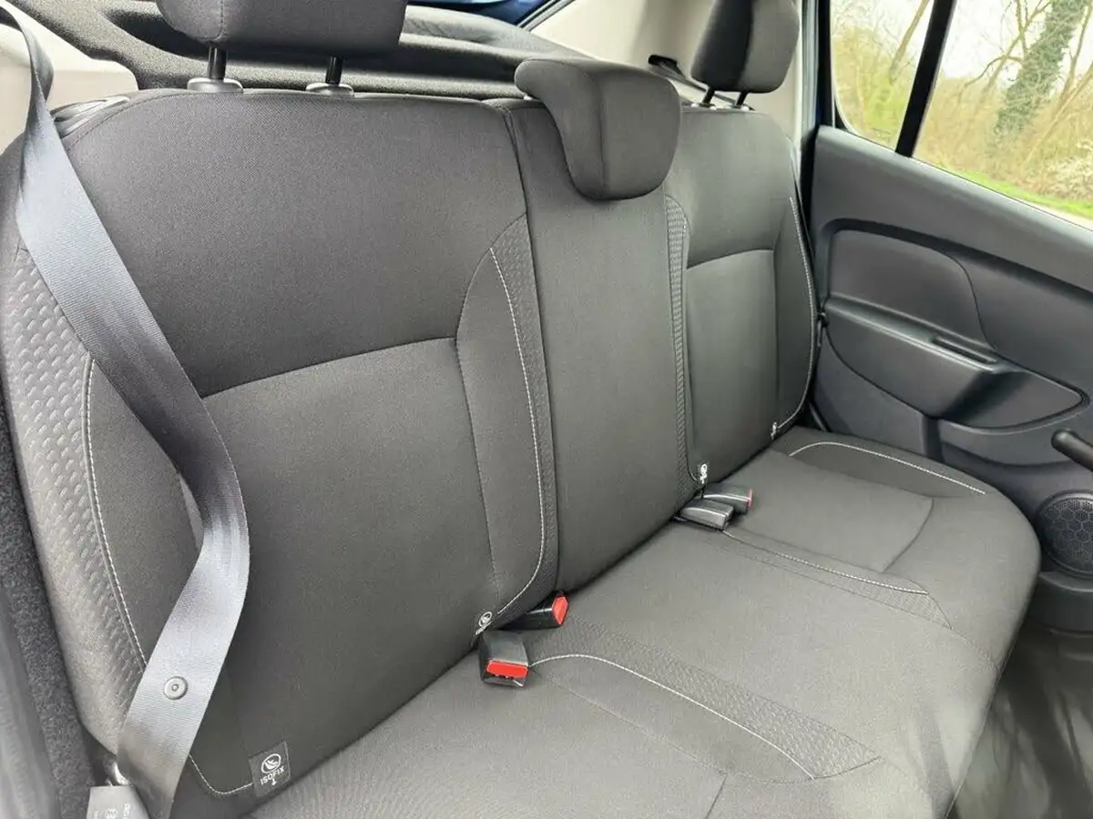 2019-dacia-sandero-10-sce-essential-big-15