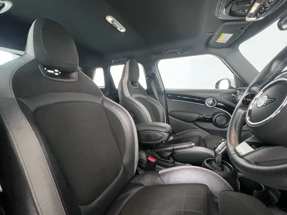 2021-mini-cooper-20-cooper-s-sport-hatchback-5d-auto-big-13