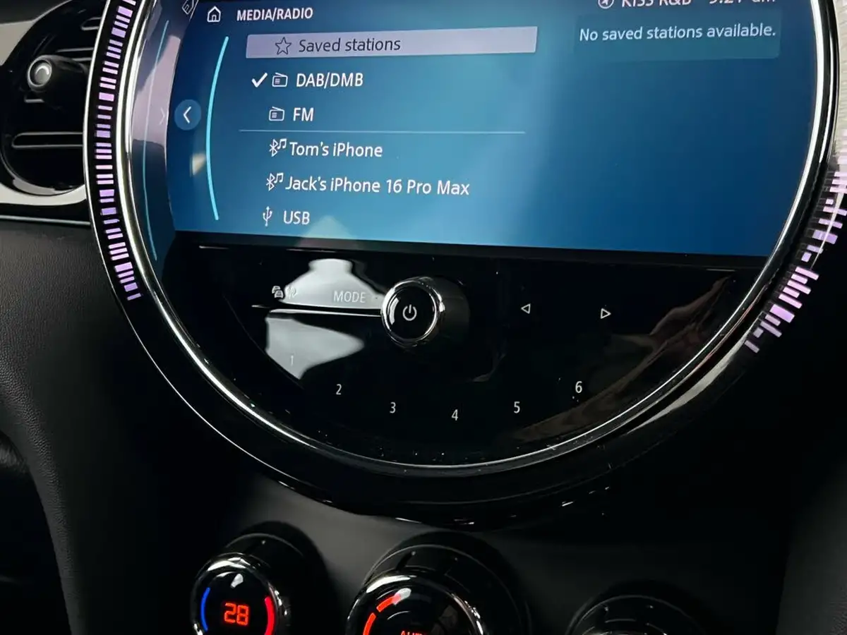 2021-mini-cooper-20-cooper-s-sport-hatchback-5d-auto-big-35