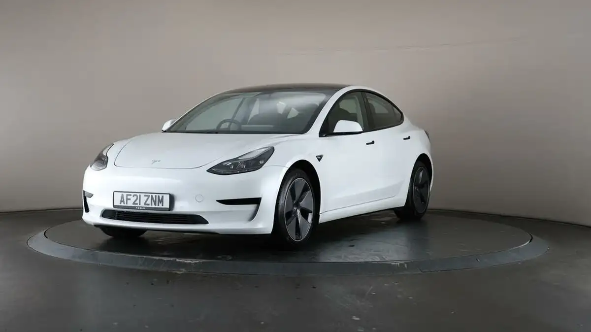 2021-tesla-model-3-e-standard-plus-big-36