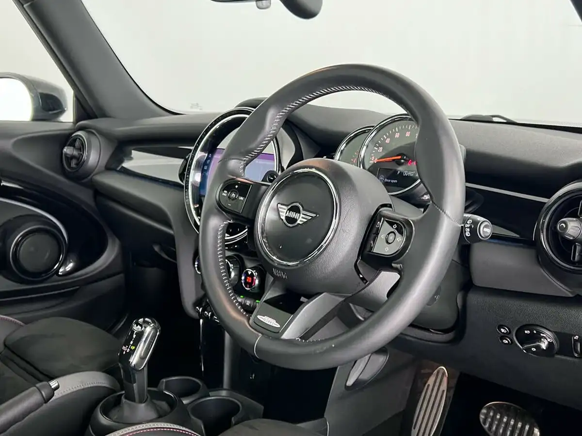2022-mini-cooper-20-cooper-s-sport-premium-hatchback-3d-auto-big-8