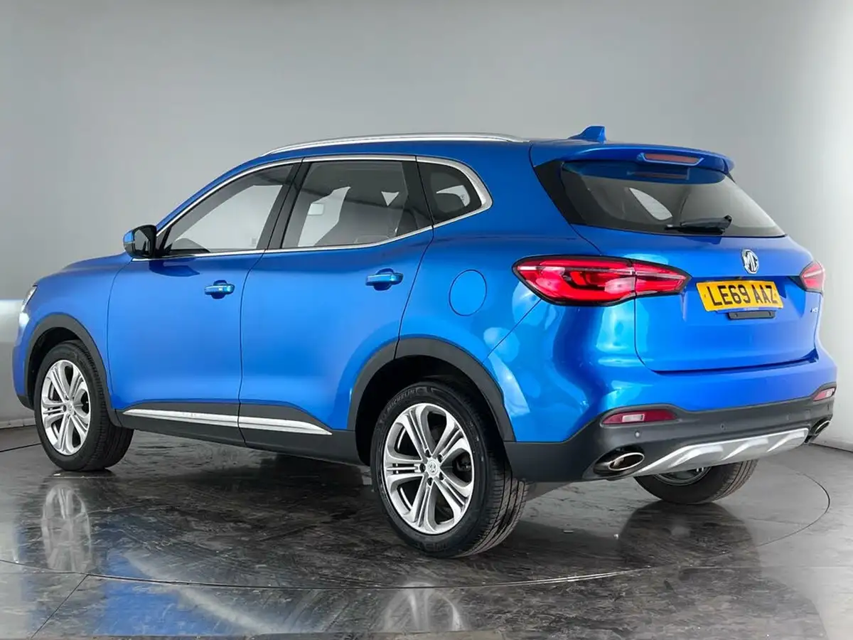 2020-mg-hs-15t-gdi-exclusive-162ps-big-2