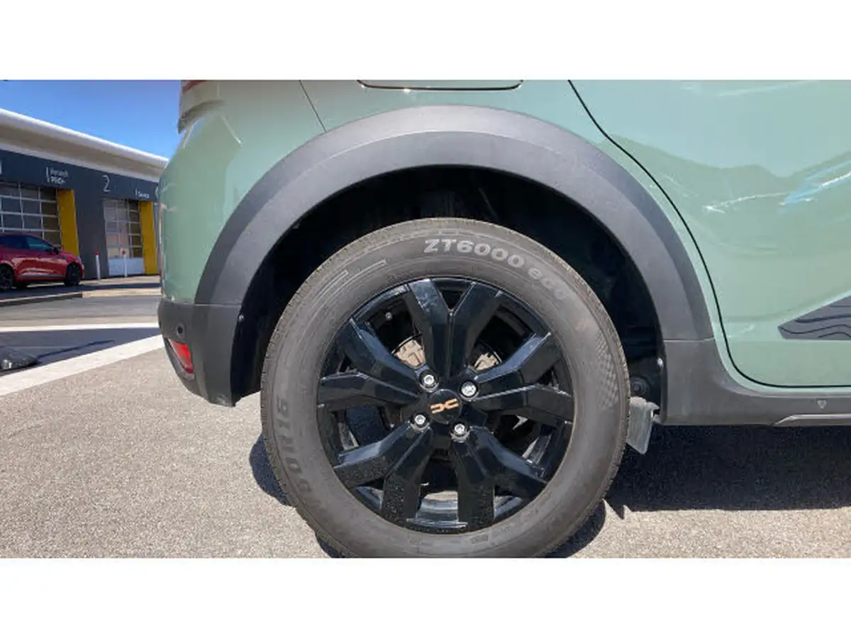 2023-dacia-sandero-stepway-10-tce-essential-90bhp-big-6
