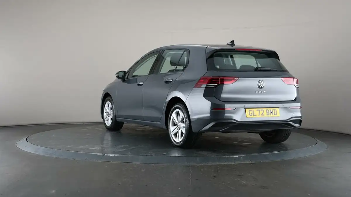 2022-volkswagen-golf-15-tsi-life-130ps-hatchback-big-58