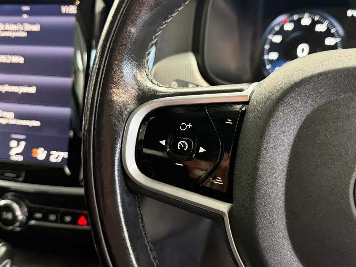 2017-volvo-s90-20td-d5-inscription-big-34